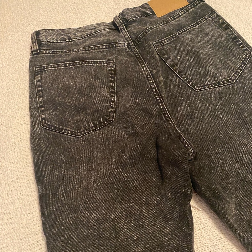 H&M high waist acid wash mom jeans